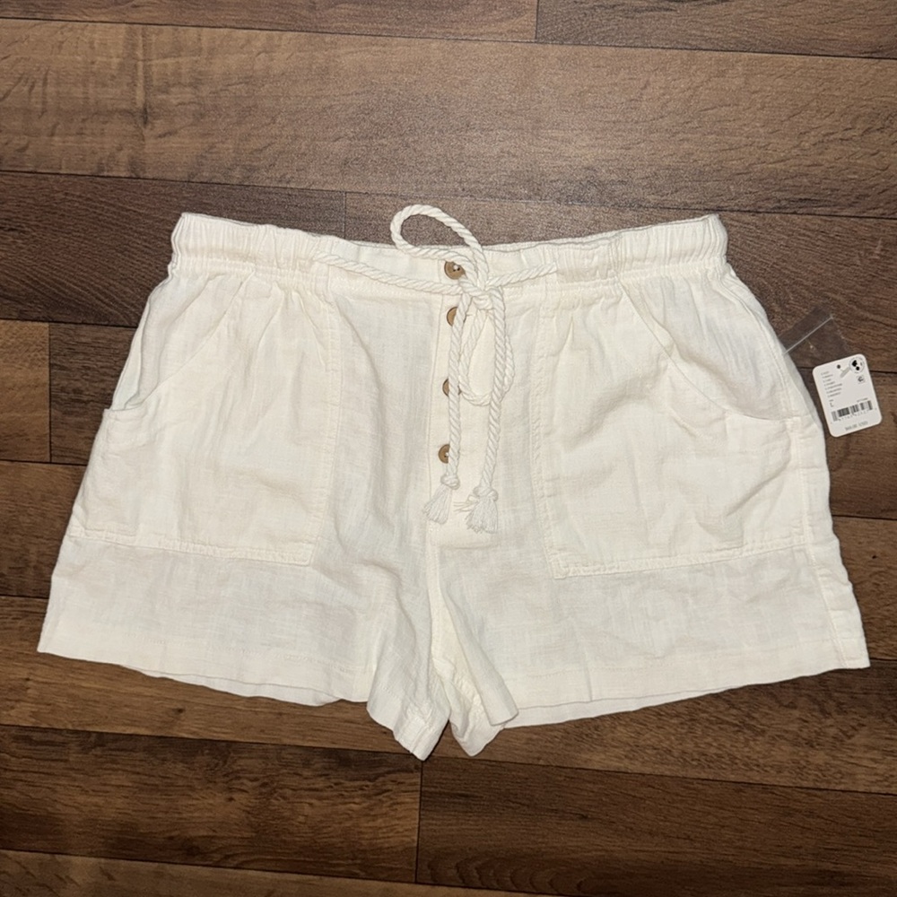 Free People Size Large Shorts Ivory Color Linen Blend Button Fly Beach Vacation